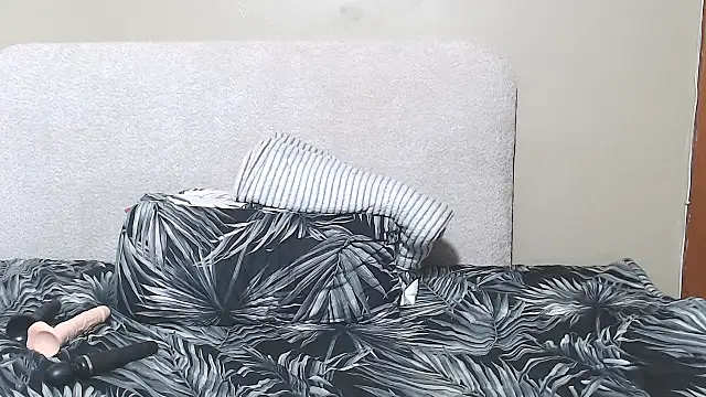 BUSTYQUEEN56_ webcam