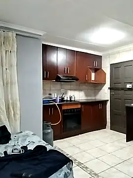 JuicyHoney_01 webcam