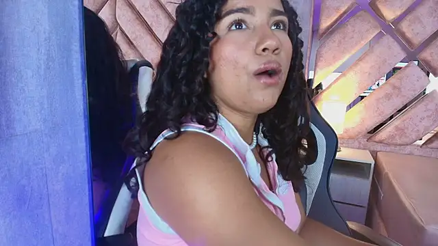 TamaraaHoney webcam