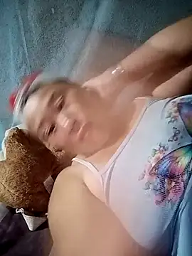 NyloveSquirt webcam