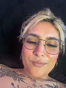 rubiaaqueen webcam