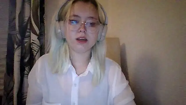 MaddieTeen webcam