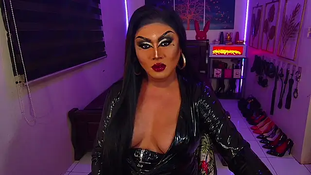 xCumOnOverMex webcam