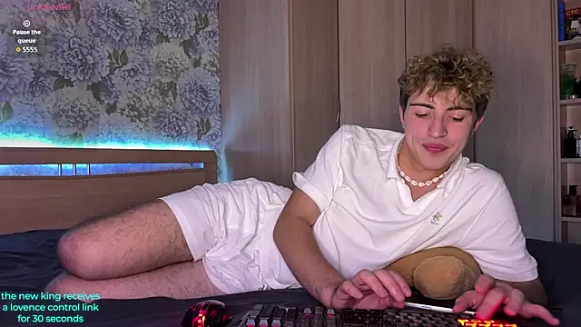 AlfredSweet webcam