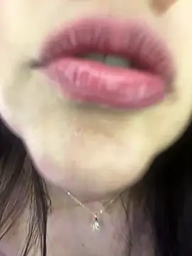 Zoe_Serrat webcam