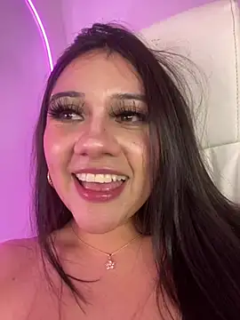 Zoe_Serrat webcam