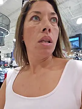 MiraKisss webcam