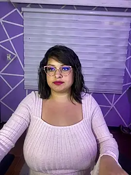 MiiaaJoness