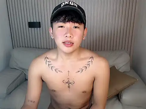 XtraHot_Alex webcam
