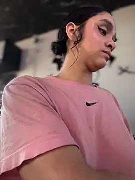 Isabella-Teen