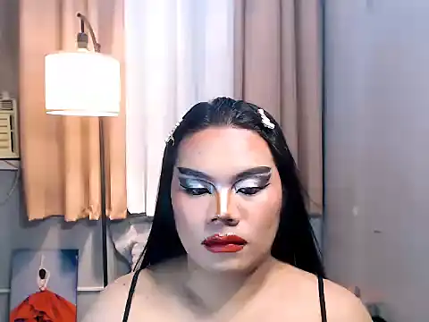 TSbrianaHugeCock webcam