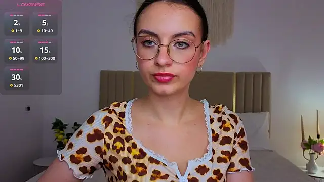Real_cutie1 webcam