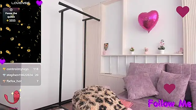 VelvetMouth_ webcam
