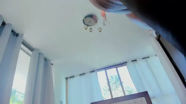Dahiiana_Foxx webcam