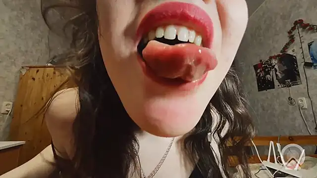 Модель: RachelSav