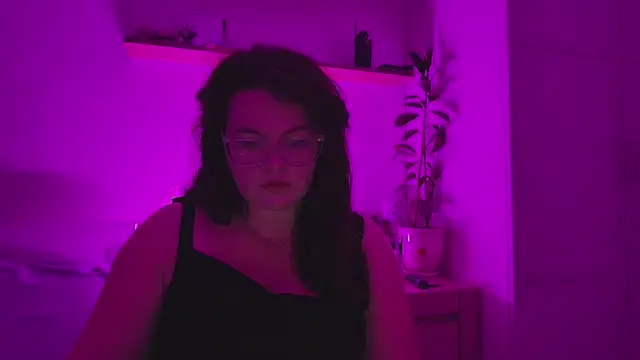 Fluffy_Puffy webcam