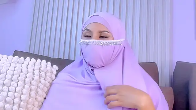 Nahiaraa__ webcam