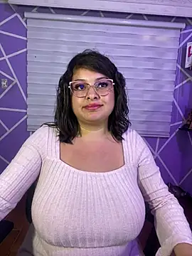 miiaajoness (F young) - :devil: SHOW TITS :devil: