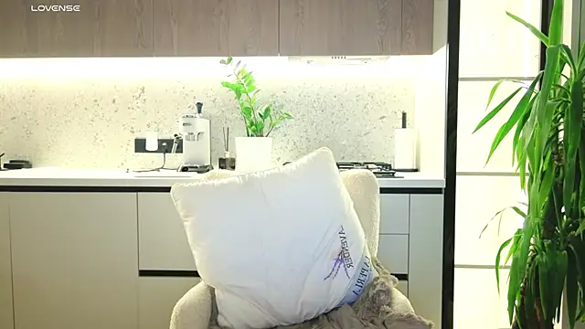Miss_Magic_Eyes_ live cam
