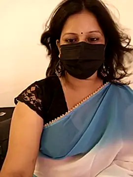 noty_girl2 webcam