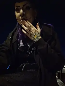 Purple_Coffin666 webcam