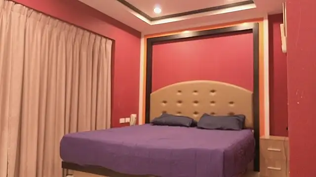 Marrymeplz webcam