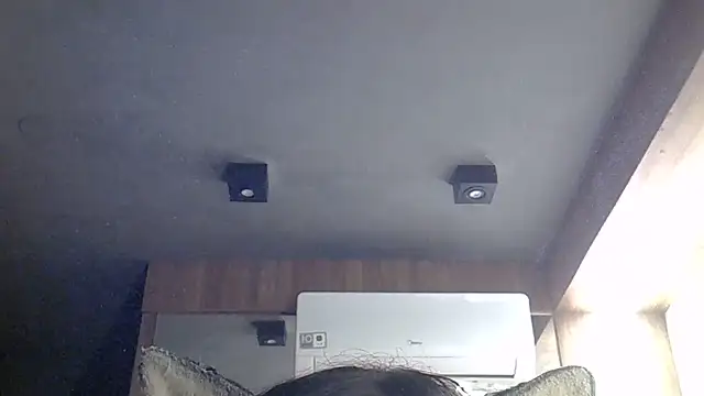 SkinnyKitten webcam