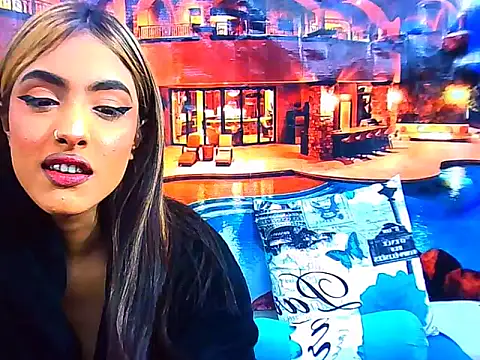 IndianPretty14u2Luv live cam on StripChat