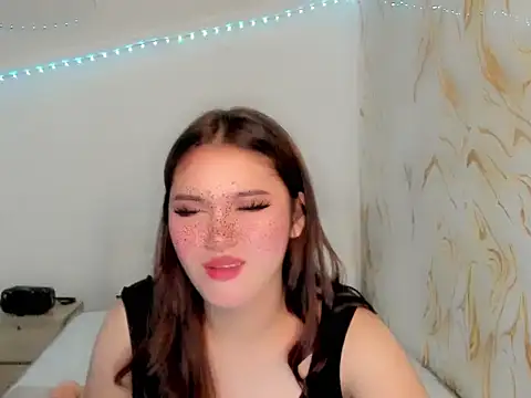 Dolly_Fy webcam