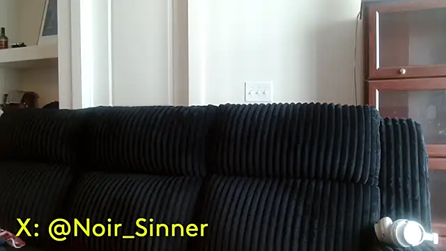 sinnernoir - Sinnernoir's free webcam - UK Sex Cams