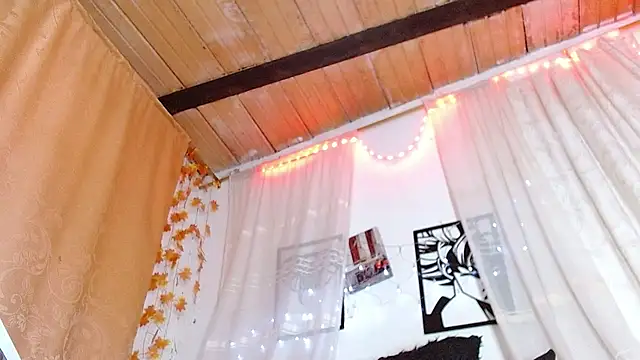 angel_bonbom webcam