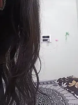 silkyhairs - Silkyhairs's free webcam - UK Sex Cams