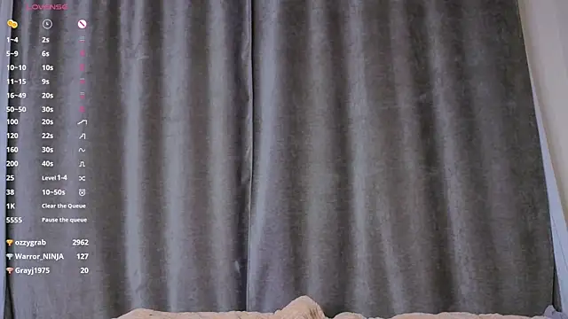 LitellyBella webcam