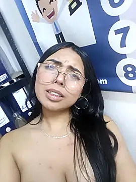 JENNIFER__03 💯 live show