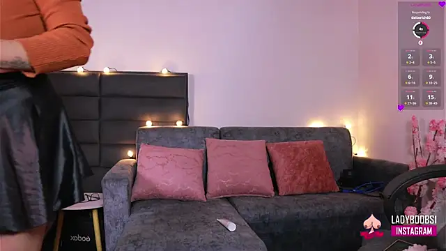 kathieandpovcock1 webcam