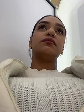 Sara-77 live cam