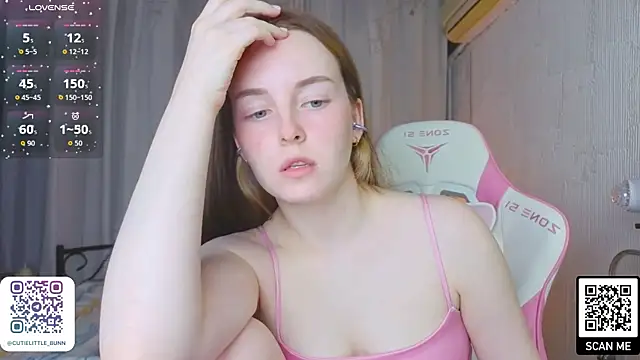 bae_cake_ webcam