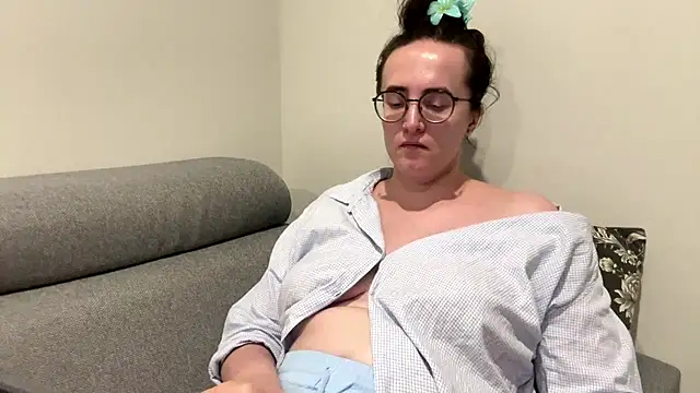 SofiaTease live cam on StripChat