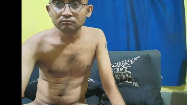 Cute_boy2000 webcam