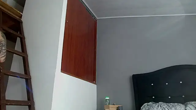 Emilia_1995 webcam