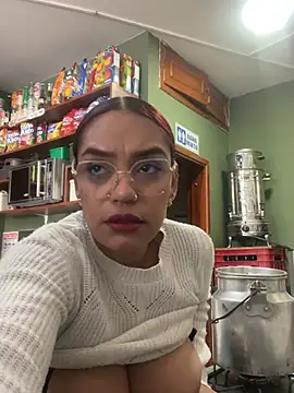 Sara-77 webcam