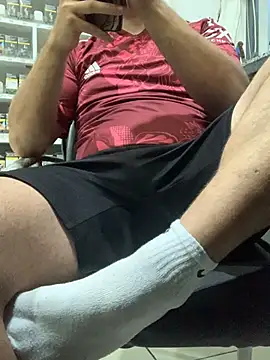 bigdickguy21cm webcam