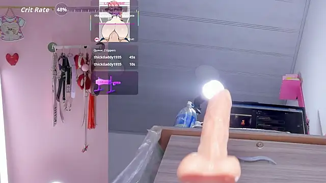 emily_foxxxii webcam