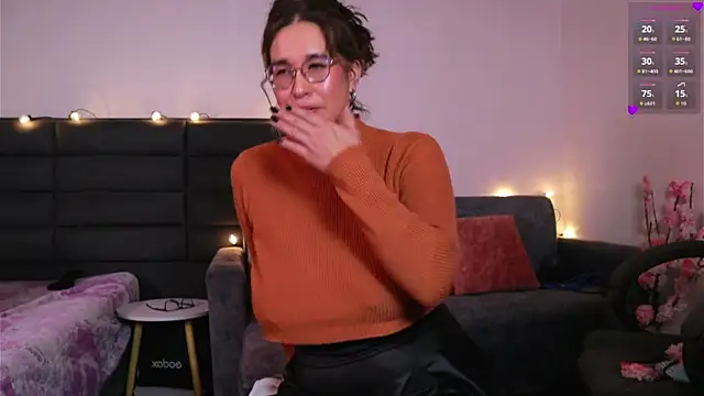kathieandpovcock1 - Kathieandpovcock1's free webcam - UK Sex Cams