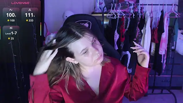 AmyVibess webcam