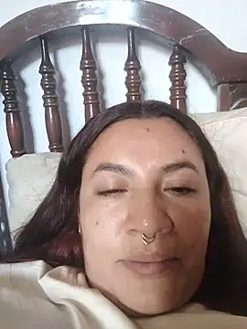 samm_curvy webcam
