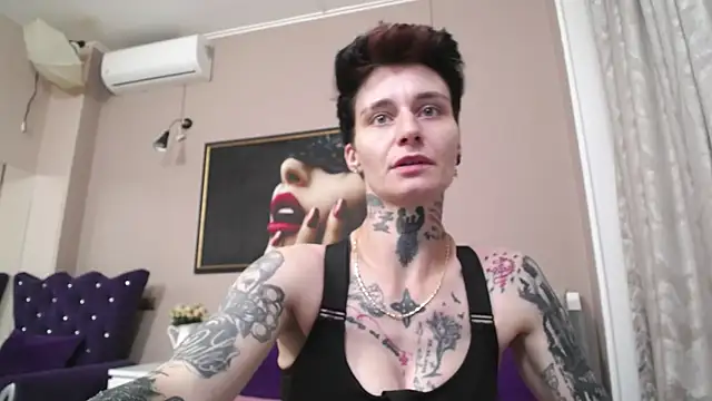 KennyXSX live cam on StripChat