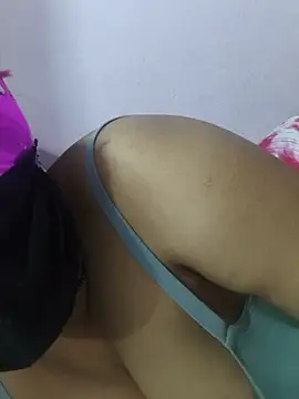 sweetylove01 webcam