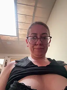 miss_hanna07 live cam on StripChat