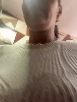 Sara-77 webcam